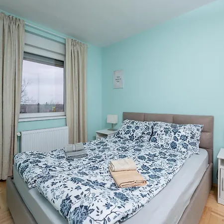 Kc Apartment *