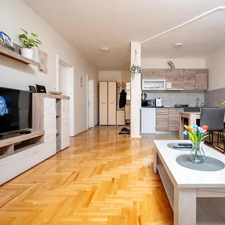 Apartment Kc